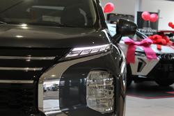 2025 Mitsubishi Outlander LS