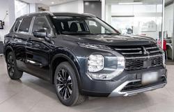 2025 Mitsubishi Outlander LS