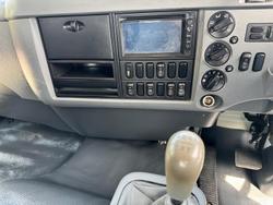2015 Fuso Fighter 1424 WHITE