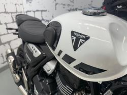2025 Triumph Scrambler 400 XC Scrambler White
