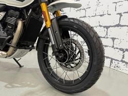 2025 Triumph Scrambler 400 XC Scrambler White