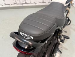 2025 Triumph Scrambler 400 XC Scrambler White