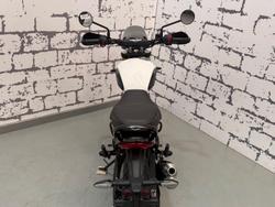 2025 Triumph Scrambler 400 XC Scrambler White