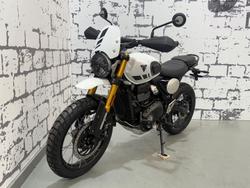 2025 Triumph Scrambler 400 XC Scrambler White