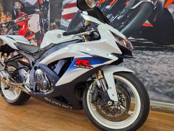 2010 Suzuki GSX-R600 WHITE