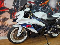 2010 Suzuki GSX-R600 WHITE