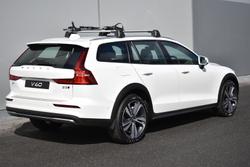 2024 Volvo V60 Cross Country Ultra B5 Bright MY25 AWD Crystal White