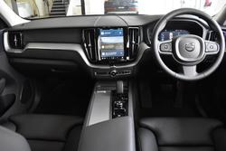 2025 Volvo XC60 Plus B5 MY25 AWD Crystal White