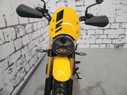 2025 Triumph Scrambler 400 XC Scrambler Yellow