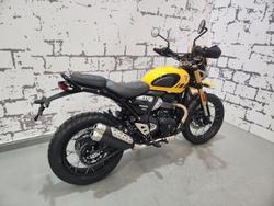 2025 Triumph Scrambler 400 XC Scrambler Yellow