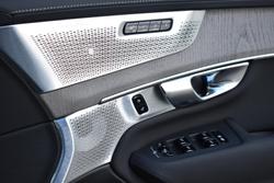 2025 Volvo XC90 Ultra T8 Plug-In Hybrid Dark MY26 AWD Crystal White