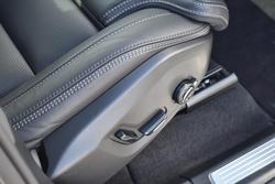 2025 Volvo XC90 Ultra T8 Plug-In Hybrid Dark MY26 AWD Crystal White