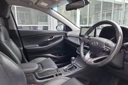 2022 Hyundai
                i30 Elite