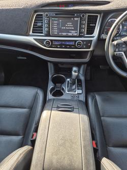 2018 Toyota
                Kluger GXL