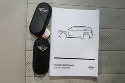 2024 MINI
                Countryman S Favoured