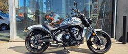 Kawasaki Vulcan S SE