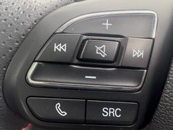 2023 MG
                ZST Essence