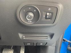 2023 MG
                ZST Essence