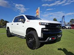 2022 Chevrolet
                Silverado 1500 LT Trail Boss