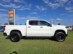 2022 Chevrolet
                Silverado 1500 LT Trail Boss
