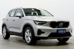 2022 Volvo XC40 Plus B4