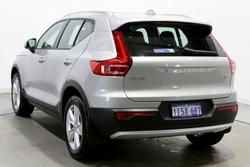 2022 Volvo XC40 Plus B4