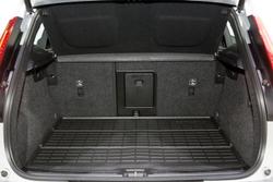 2022 Volvo XC40 Plus B4