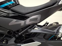 2024 CFMOTO 450 SR ABS Black