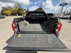 2022 Toyota
Hilux Rogue