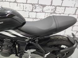 2025 Triumph Trident 660 Trident Black