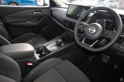 2025 Nissan QASHQAI ST-L