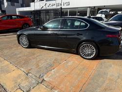 2016 Alfa Romeo Giulia Super Vulcano Black