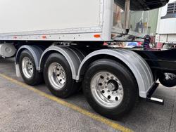 2015 Gray Star
St3 32 Pallet -28 Freezer B Double Double Stacker Rear Evap