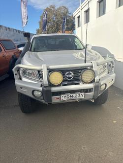 2015 Nissan
                Navara ST