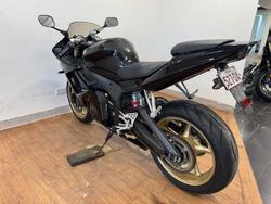 2005 Yamaha YZF-R6 RED
