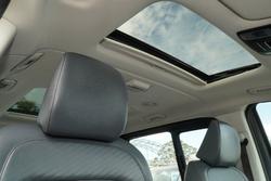 2021 Hyundai STARIA Highlander