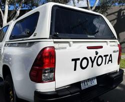 2017 Toyota Hilux SR GUN126R 4X4 Dual Range Glacier White