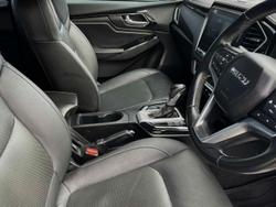 2021 Isuzu D-MAX X-TERRAIN MY21 4X4 Dual Range Basalt Black