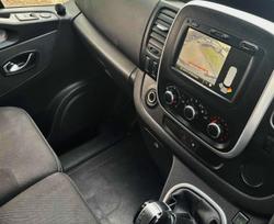 2022 Renault Trafic Premium 125kW X82 MY22 Glacier White