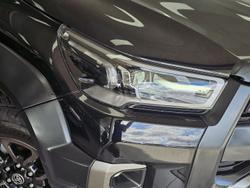 2023 Toyota Hilux Rogue GUN126R 4X4 Dual Range Eclipse Black