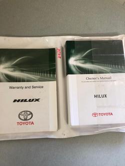 2015 Toyota Hilux Workmate TGN121R 4x2 Glacier White