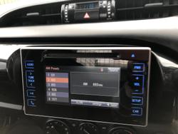 2015 Toyota Hilux Workmate TGN121R 4x2 Glacier White