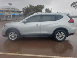 2019 Nissan
                X-TRAIL ST-L