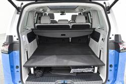 2025 Volkswagen ID. Buzz Pro BEV560