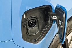 2025 Volkswagen ID. Buzz Pro BEV560