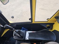 2011 BOMAG Bw216d-4 Smooth Drum Roller Yellow