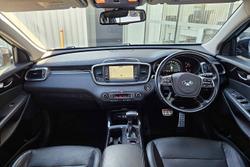 2018 Kia
                Sorento SLi