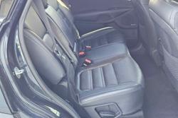 2018 Kia
                Sorento SLi