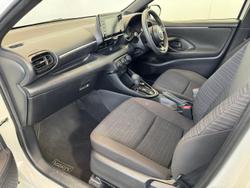 2021 Toyota Yaris Ascent Sport