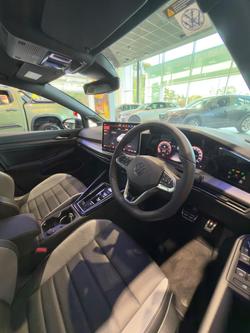 2025 Volkswagen Golf 110TSI R-Line